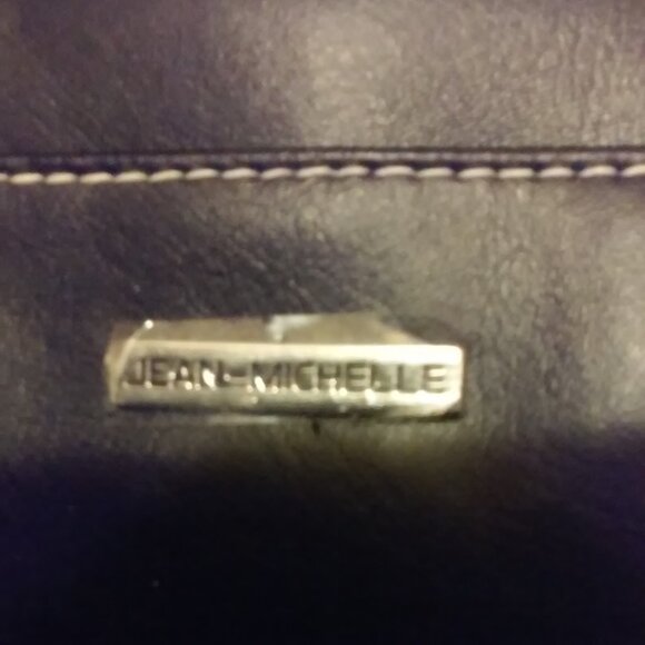 Light Weight Black Shoulder Strap Purse 9" x 5 1/2" Pocket In Front - Picture 2 of 3